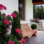 In Near Slopes Apartment *