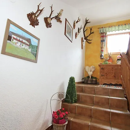 Modern In F Genberg With Garden Фюгенберг